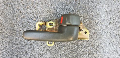 Запчасть ручка двери внутренняя передняя правая Toyota Mark II 1994