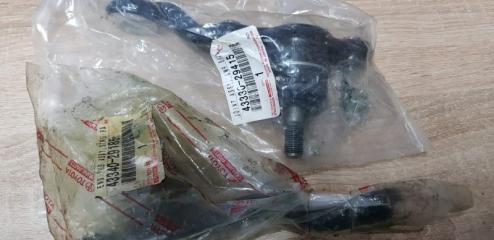 Шаровая опора передняя правая Toyota Mark II 1994