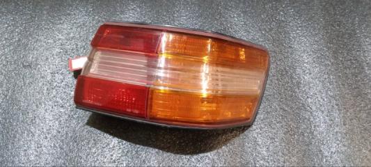 Стоп-сигнал задний правый Toyota Mark II
