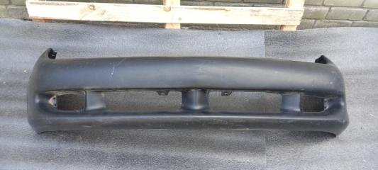 Запчасть бампер передний