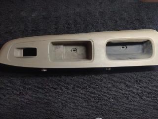 Запчасть ручка двери передняя левая Honda Odyssey 2002