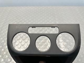 Накладка на печку Volkswagen Golf Plus 5M1 BMY Накладка на печку Volkswagen Golf Plus 5M1 BMY