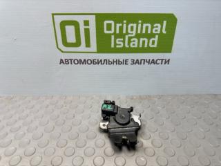 Запчасть замок крышки багажника задний Mitsubishi Lancer 10 11/2008
