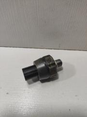 Запчасть датчик давления масла Nissan AD