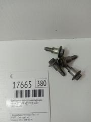 Запчасть болт крепления клапанной крышки Infiniti G37 2009