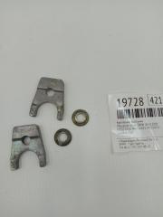 Запчасть крепление форсунки Mitsubishi Dion 2000