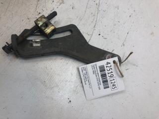 Натяжитель ремня генератора Toyota Vista Ardeo 2000 Б/У Натяжитель ремня генератора Toyota Vista Ardeo 2000