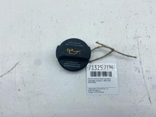 Запчасть крышка маслозаливной горловины Volkswagen Touareg 2005