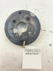 Запчасть шкив помпы Toyota Noah 2004
