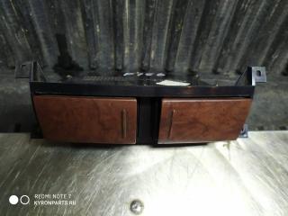 Подстаканник передний SsangYong Rexton 2006