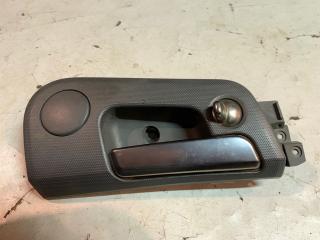 Фото запчасти ручка двери задняя правая Ssangyong Kyron Б/У запчасть Запчасть ручка двери задняя правая Ssangyong Kyron