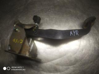 Педаль тормоза Ssangyong Kyron Б/У Педаль тормоза Ssangyong Kyron