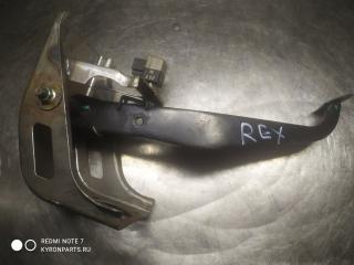 Педаль тормоза Ssangyong Rexton Б/У Педаль тормоза Ssangyong Rexton