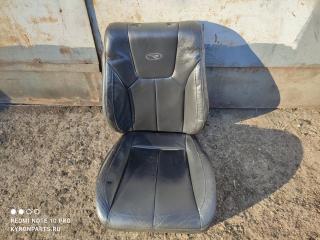 Обивка сидения передняя правая SsangYong Rexton 2008