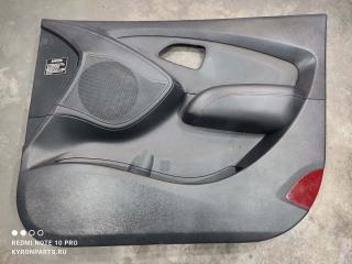 Обшивка двери передняя правая Hyundai IX35 2012