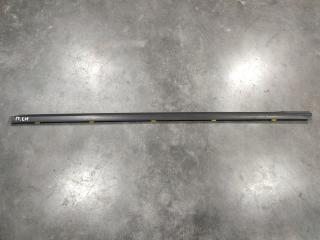 Молдинг (уплотнитель) стекла передний левый SsangYong Actyon