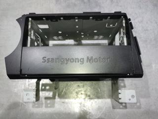 Рамка магнитолы Ssangyong Actyon 2007 Б/У Рамка магнитолы Ssangyong Actyon 2007