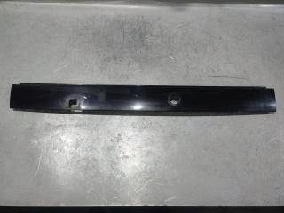 Накладка крышки багажника SsangYong Rexton 2005 Б/У Накладка крышки багажника SsangYong Rexton 2005