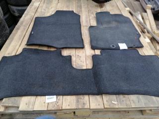 Коврики комплект Toyota Aqua 2015