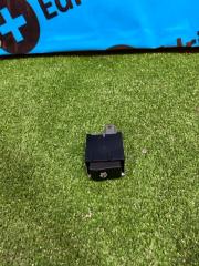 Запчасть кнопка омывателя фар Lexus RX450h 2011