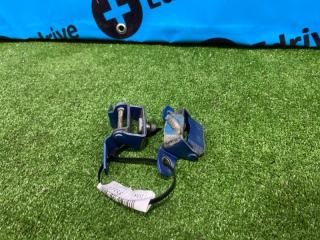 Запчасть петля 5-двери задняя Mazda Demio 2015