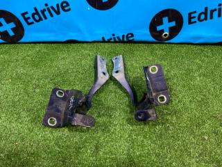 Петля капота передняя Nissan Serena 2016