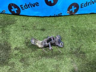 Петля двери задняя правая Toyota Aqua 2013 контрактная Петля двери задняя правая Toyota Aqua 2013