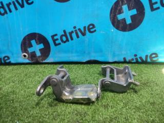 Петля двери задняя правая Nissan MURANO 2009