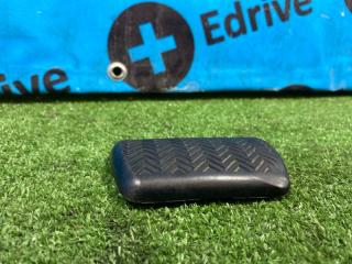 Фото запчасти накладка на педаль Toyota Sai 2009 контрактная запчасть Запчасть накладка на педаль Toyota Sai 2009