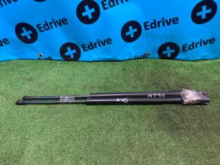 Амортизатор двери багажника Nissan X-Trail 2014 контрактная Амортизатор двери багажника Nissan X-Trail 2014