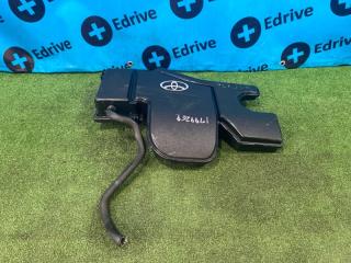 Корпус воздушного фильтра Toyota Vitz 2017