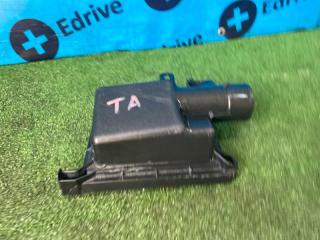 Корпус воздушного фильтра Toyota Aqua 2012