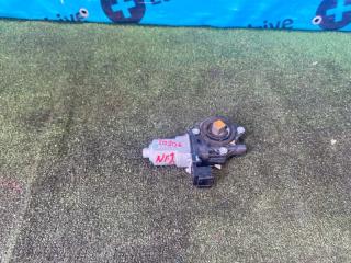 Стеклоподъемник передний левый Nissan Fuga 2019
