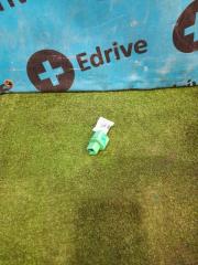 Фото запчасти концевик под педаль тормоза Toyota Rav4 2010 контрактная запчасть Запчасть концевик под педаль тормоза Toyota Rav4 2010