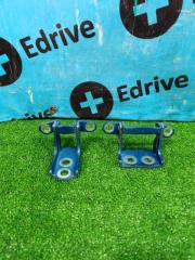 Петля двери передняя правая Nissan NOTE 2021