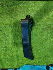 Накладка на крыло передняя левая Toyota Voxy 2014 контрактная Накладка на крыло передняя левая Toyota Voxy 2014