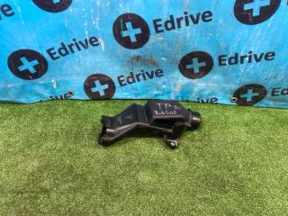 Воздухозаборник Toyota Prius 2016 контрактная Воздухозаборник Toyota Prius 2016