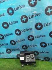 Запчасть накладка на торпеду Toyota Roomy 2019