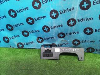 Запчасть консоль торпеды Toyota Roomy 2019