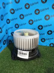 Запчасть мотор печки Toyota Noah 2014