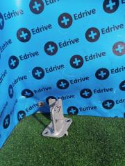 Запчасть кронштейн замка капота Jeep Compass 2021