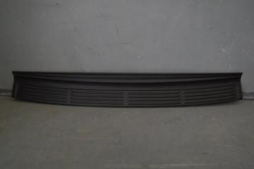 Запчасть накладка заднего бампера Lexus LX570