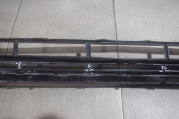 Решетка в бампер центральная E-class C238