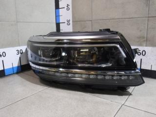 Фара правая Volkswagen Tiguan