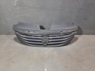 Решетка радиатора Renault Logan