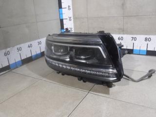 Фара правая Volkswagen Tiguan