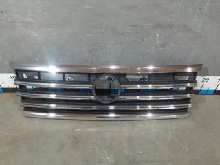 Решетка радиатора Volkswagen Touareg