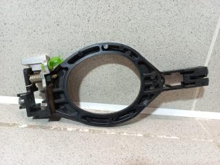 Фото запчасти кронштейн ручки Mitsubishi ASX Б/У запчасть Запчасть кронштейн ручки Mitsubishi ASX