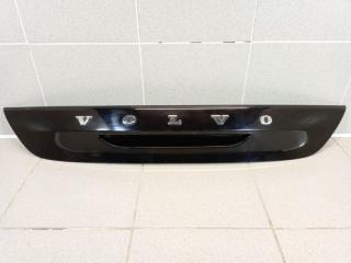 Накладка двери багажника Volvo V40 Б/У Накладка двери багажника Volvo V40