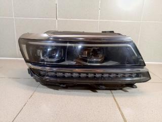 Фара правая Volkswagen Tiguan